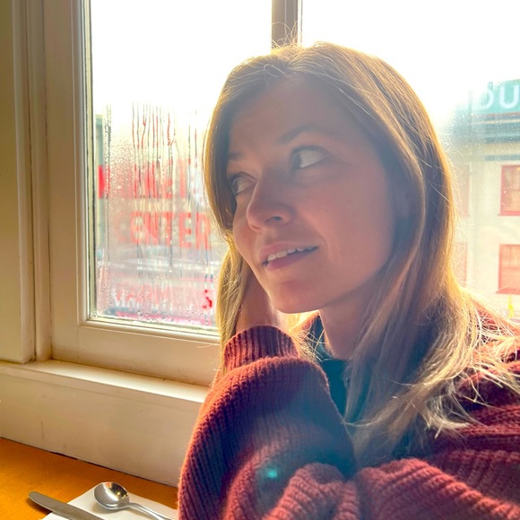 Meet your Posher, Mary - Picture 1 of 1